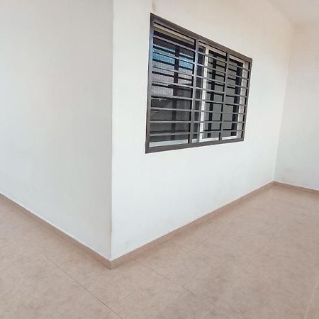 Departamento Centrico Con Estacionamiento Felipe Carrillo Puerto Exterior foto